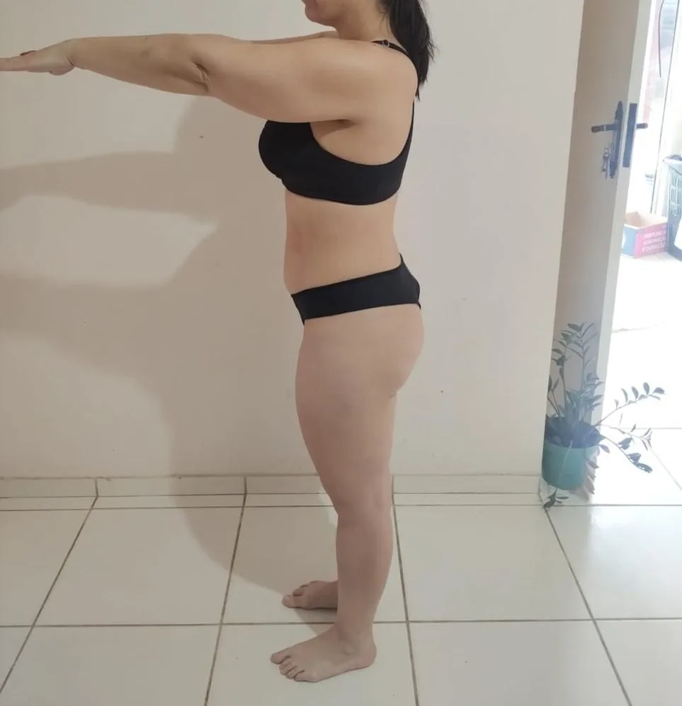 Registro de evolução corporal, vista de perfil, ao longo do acompanhamento