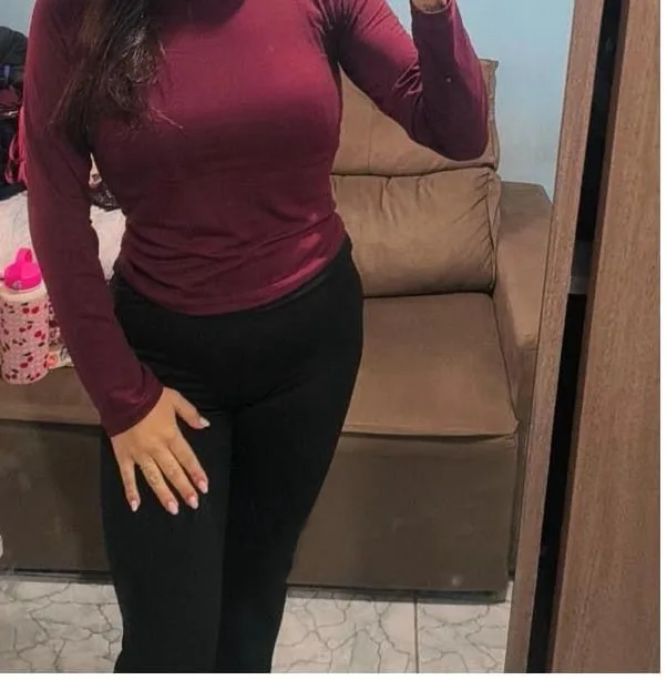 Registro de evolução corporal, com roupa, ao longo do acompanhamento
